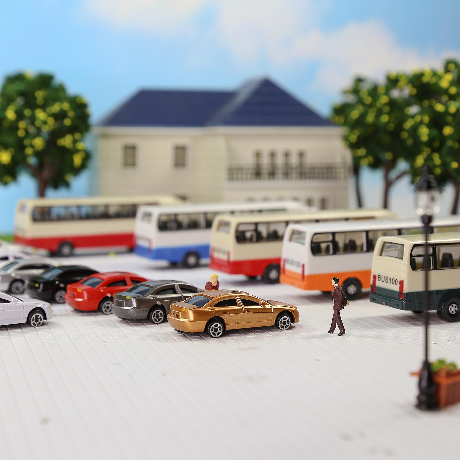 C100 50pcs HO Scale 1:87 Model Cars Building Scenery