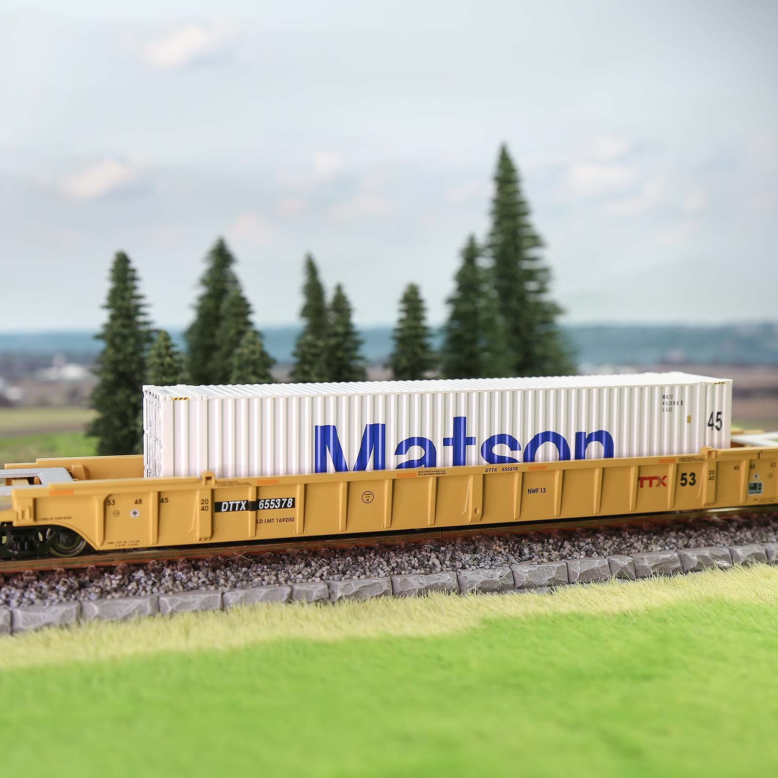 C8745 1pc HO Scale 1:87 Model Shipping Container 45ft Cargo Box