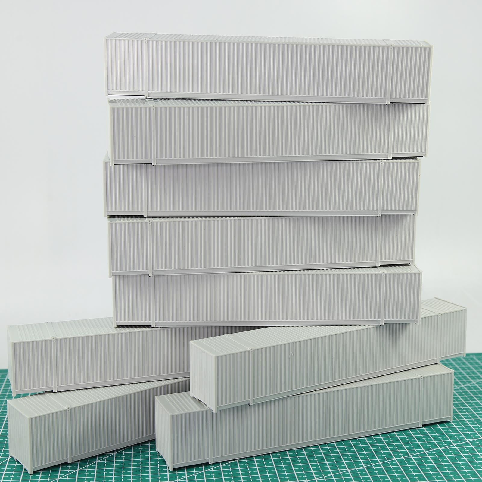 C8753JJ 9pcs HO Scale 1:87 53ft Blank Shipping Container 53' Uncolored Cargo Box