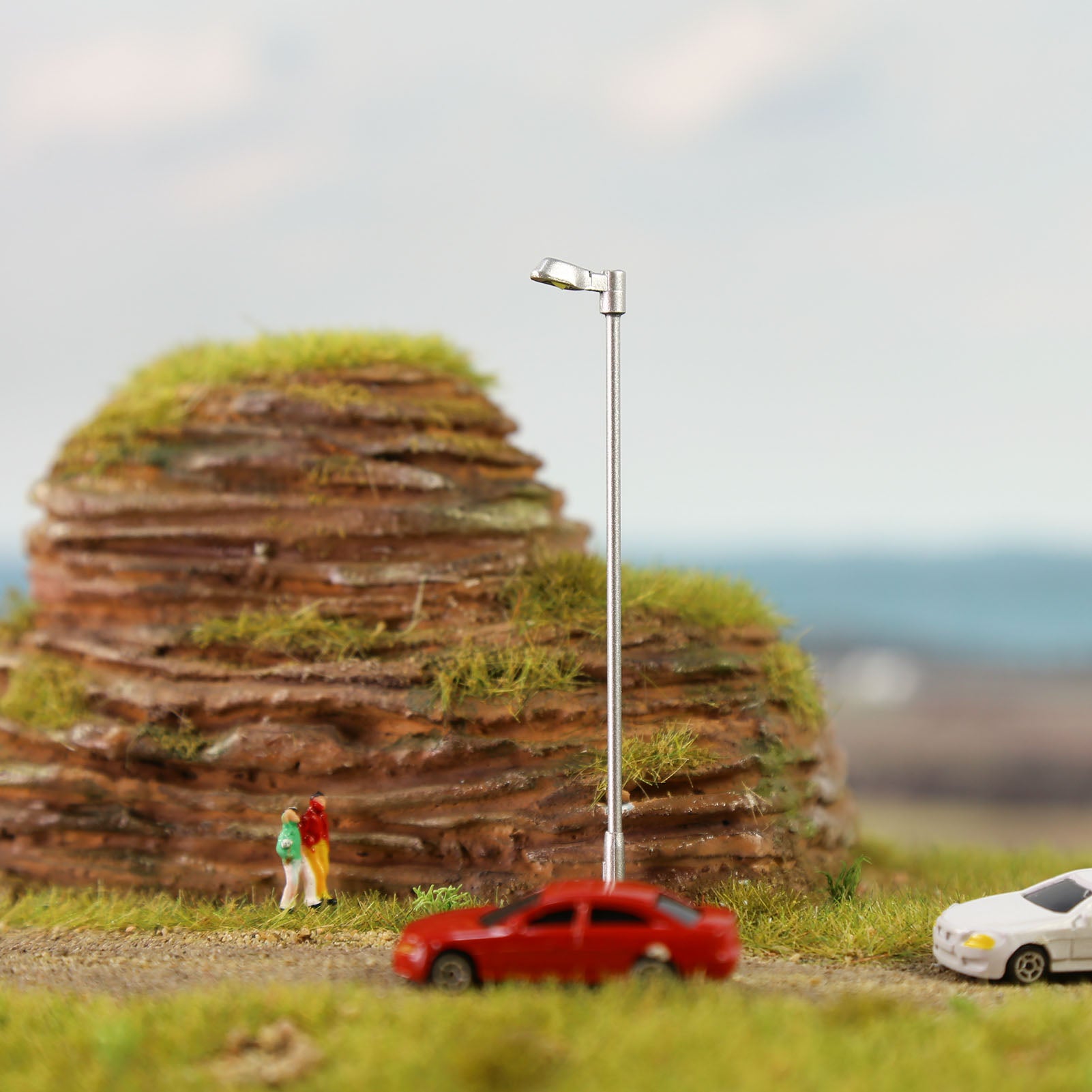 LD12 10pcs Z N TT HO OO Scale Metal Street Lights Silver LED