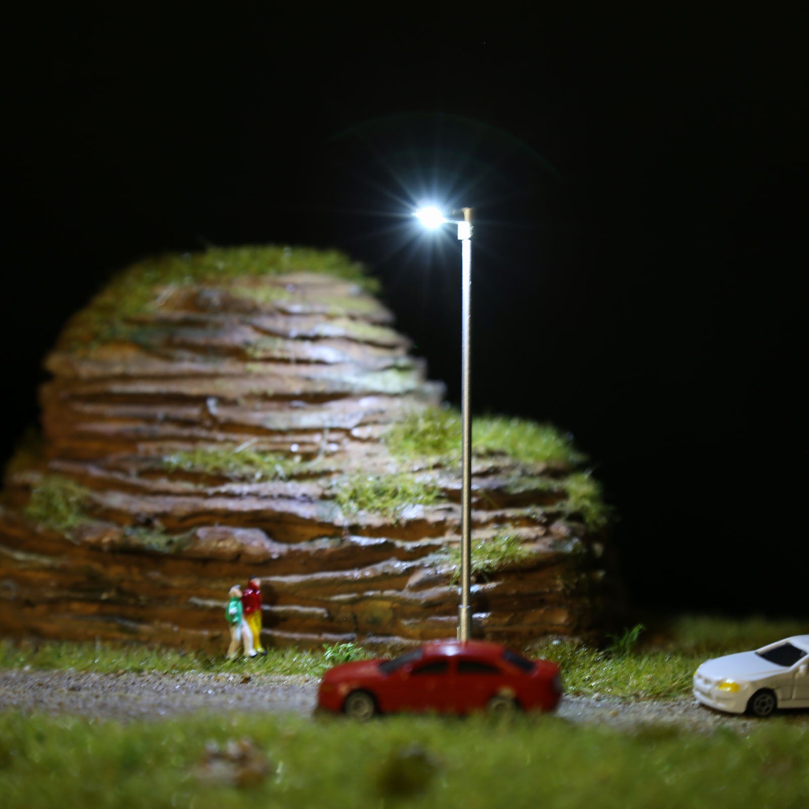 LD12 10pcs Z N TT HO OO Scale Metal Street Lights Silver LED