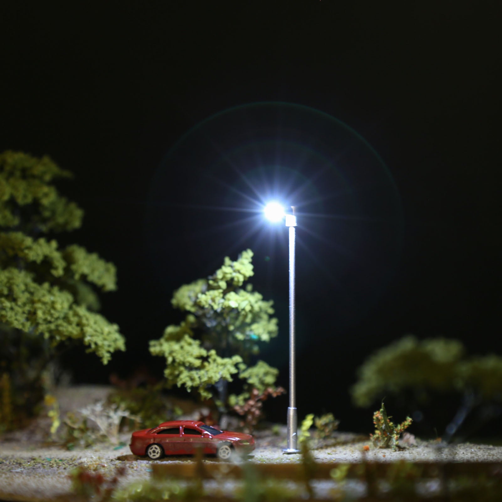 LD12 10pcs Z N TT HO OO Scale Metal Street Lights Silver LED