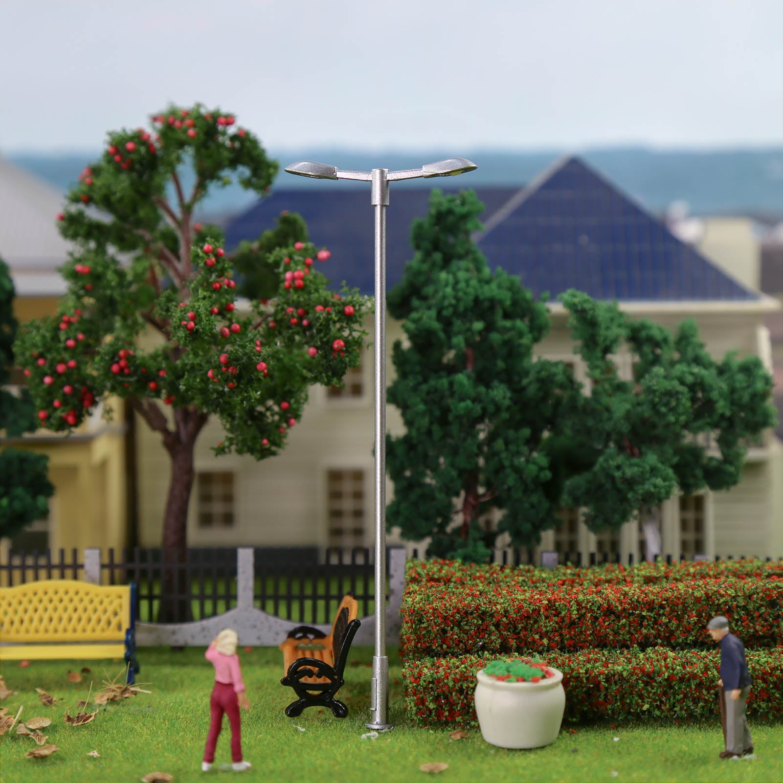 LD13 10pcs Z N TT HO OO Scale Metal Street Lights Silver LED Lamps