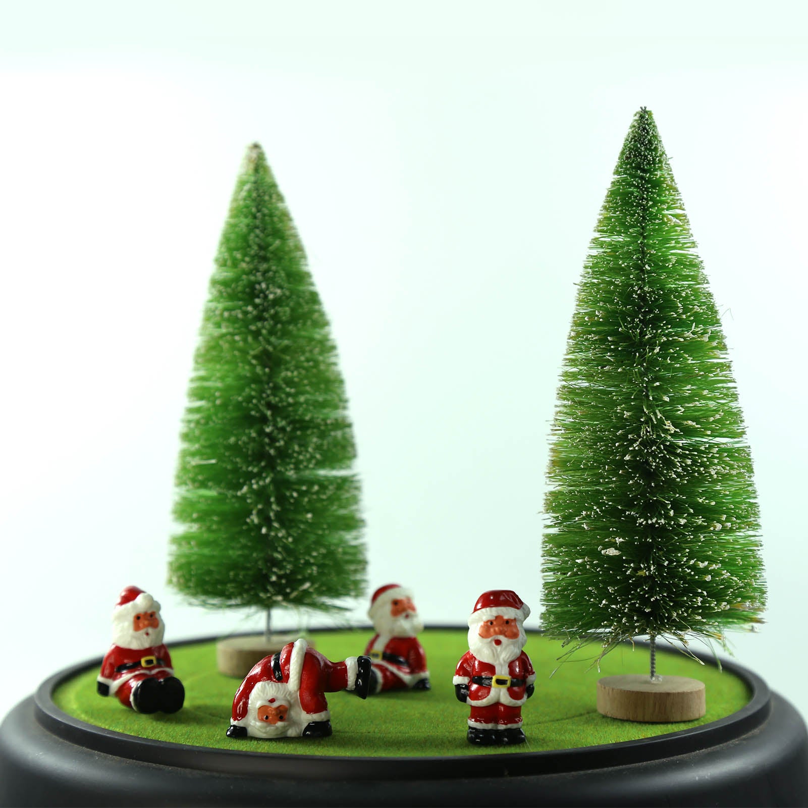 S1016 8pcs 16cm Model Snowy Pine Trees Wooden Base for Christmas Decor