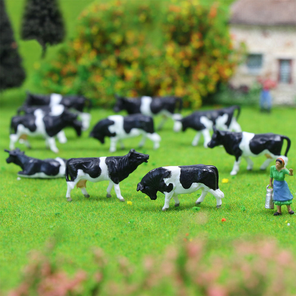 AN8704 36pcs HO Scale 1:87 Cows and Figures