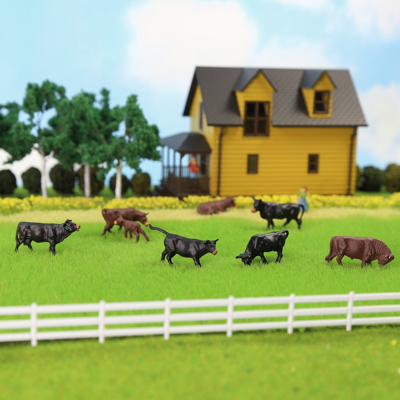 AN8723 36pcs HO Scale 1:87 Brown Black Cows Cattle Shepherd