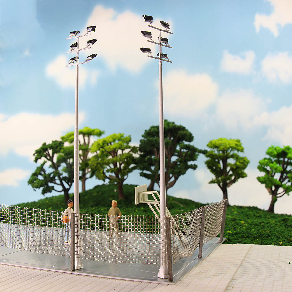 LSL15 2pcs HO N Scale Plaza Lamppost Playground Street Light