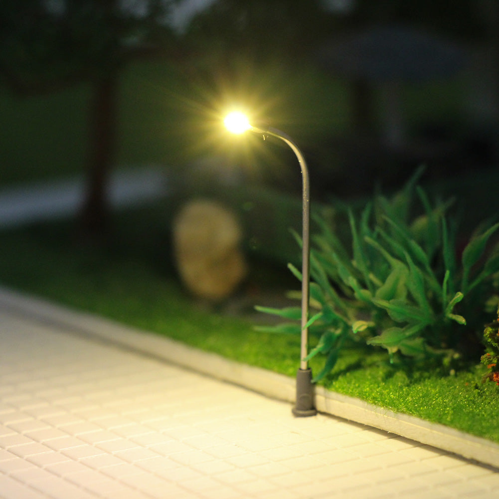 LQS05 10pcs Z Scale 1:200 Lamp Street Light 3.2cm