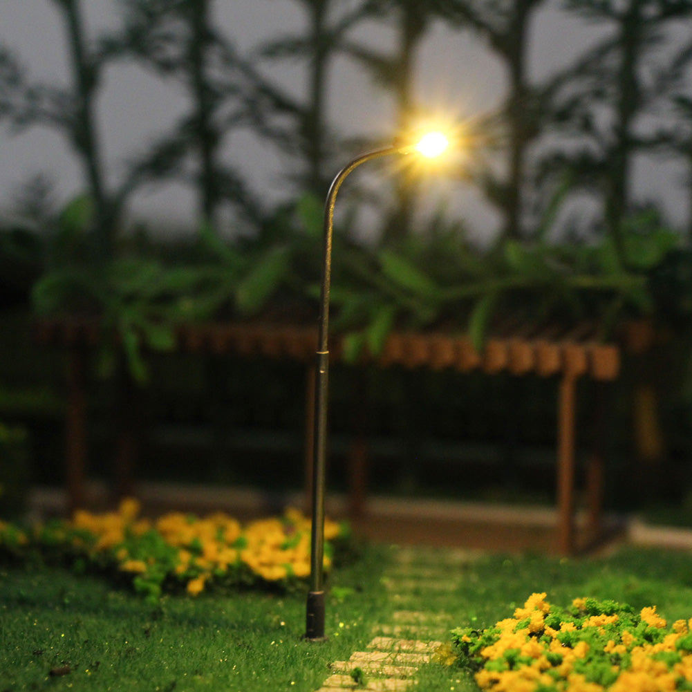 LQS06 10pcs N Scale 1:160 Lamp Post Street Lights LED