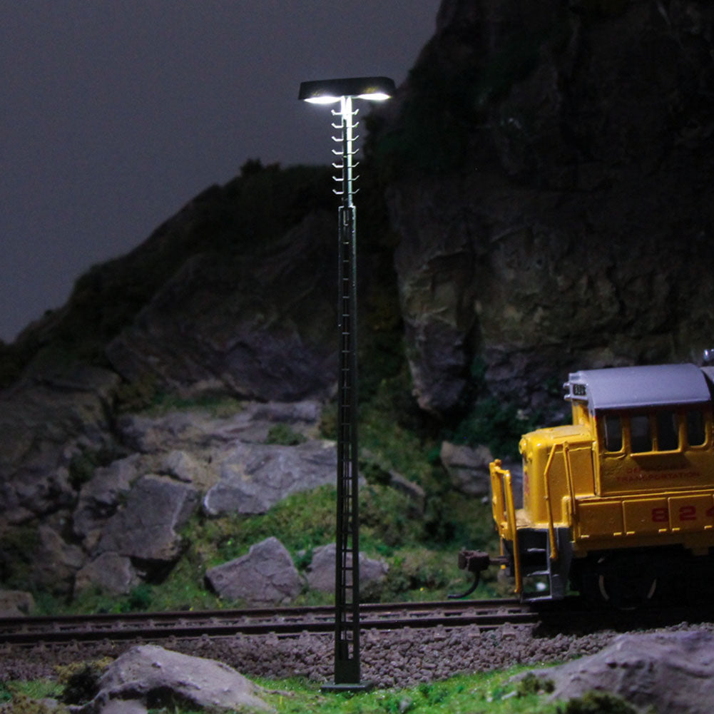 LQS51 3pcs HO/OO N Scale 1:87 Light Lattice Mast Lamp