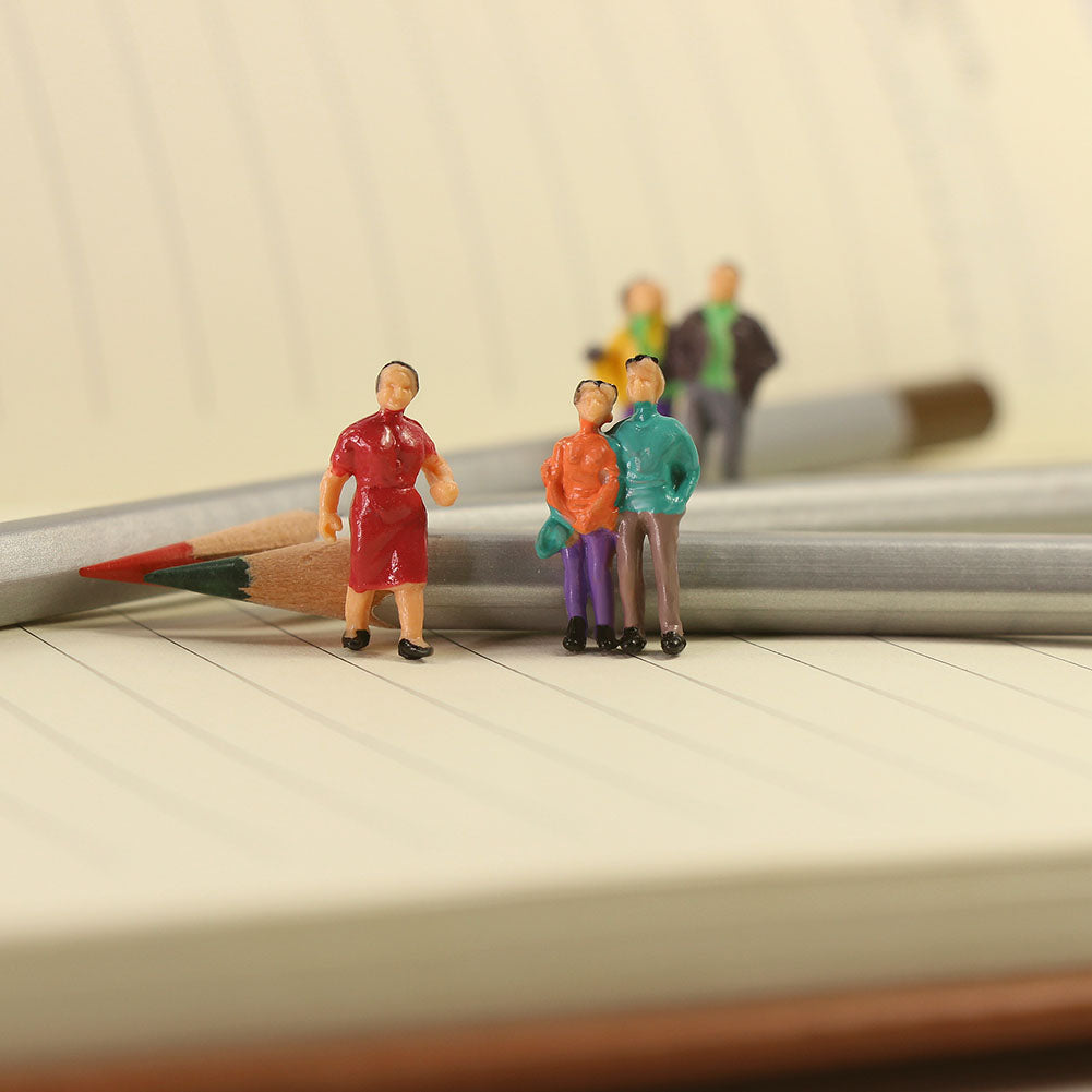 P100W 100pcs HO/TT Scale 1:87 Painted Figures