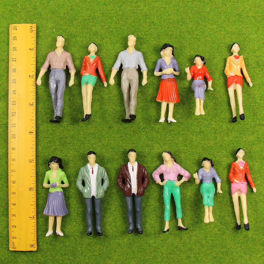 P25 12pcs G Scale 1:25 Painted Figures Standing Seated