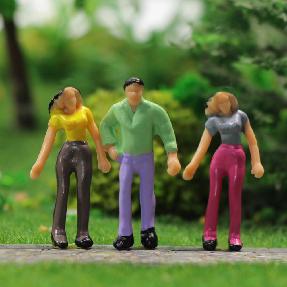 P75W 100pcs OO Scale 1:75 Painted Figures