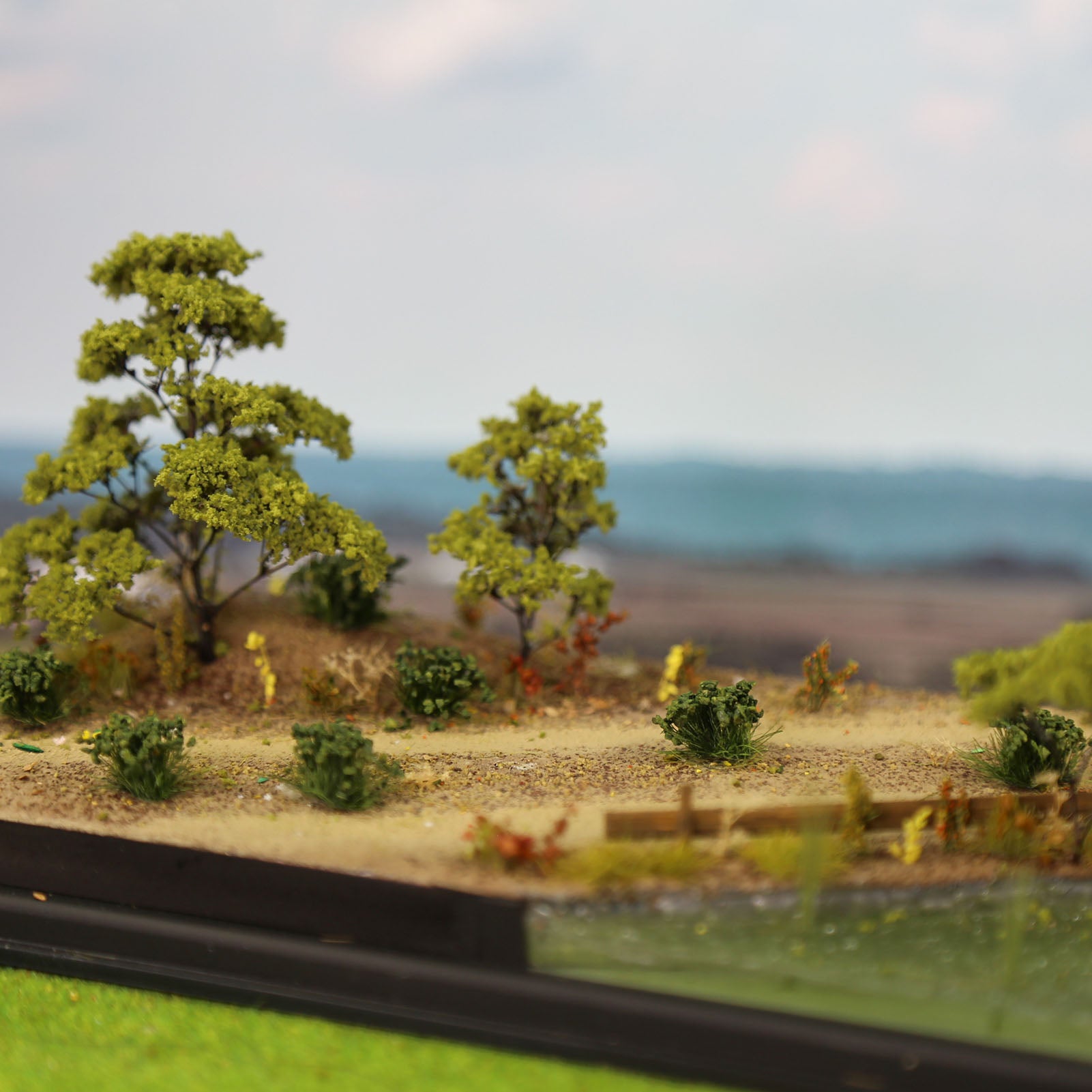 PJ04 One Pack Bushy Shrubs Tuft Grass Simulation Lowland Wargame Scenery