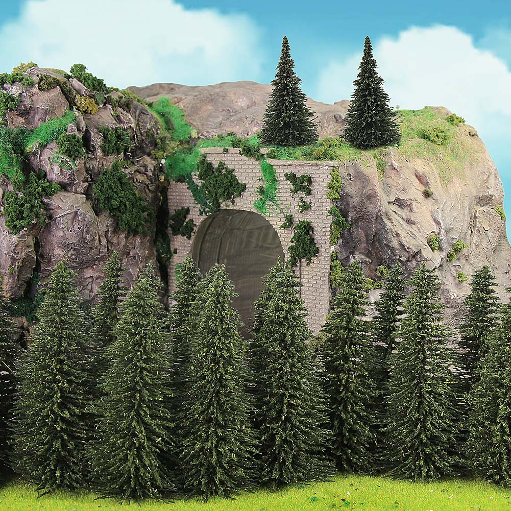 S0806 40pcs TT Scale Model Pine Trees 6.5cm