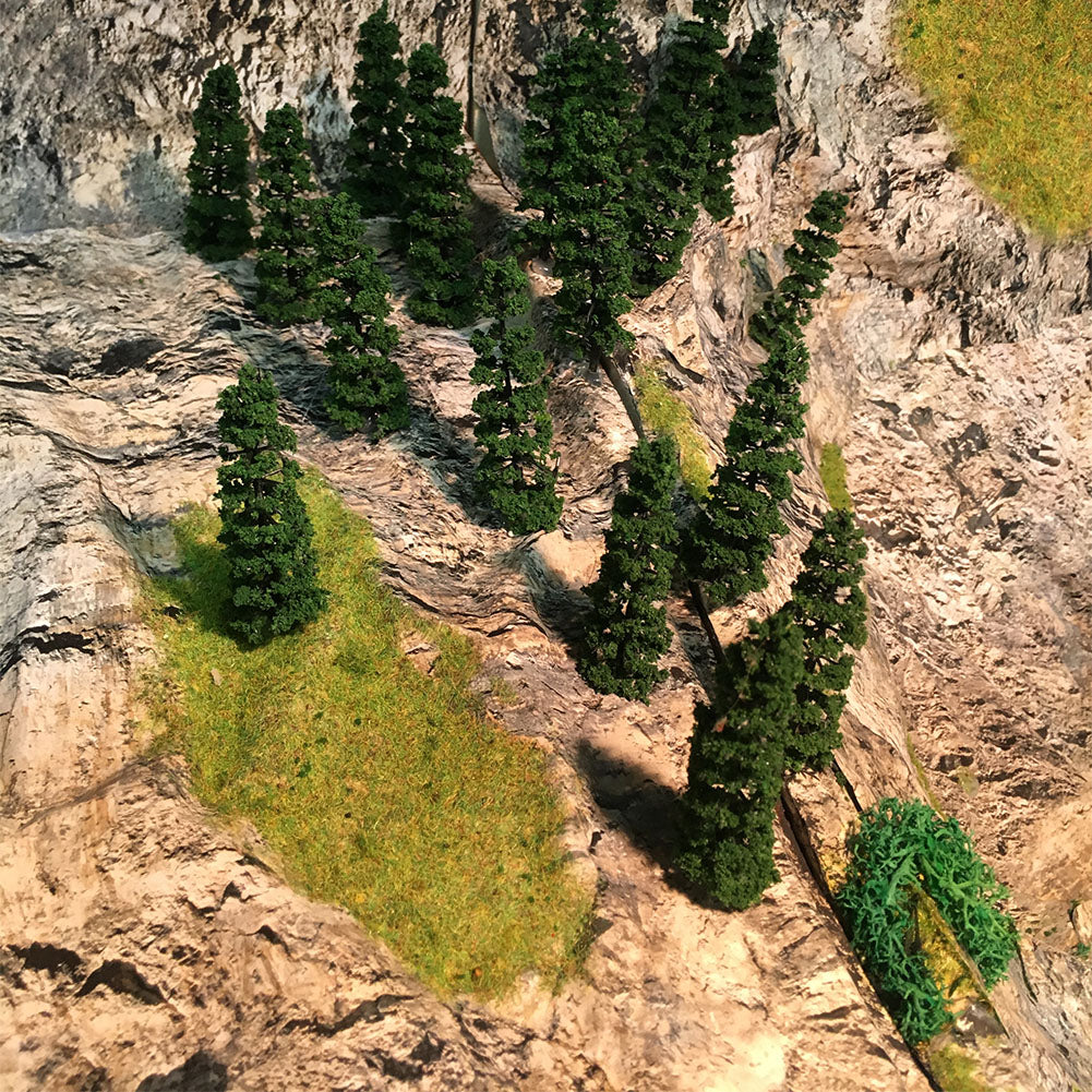 TC50 50pcs N Scale 1:150 Model Trees Green