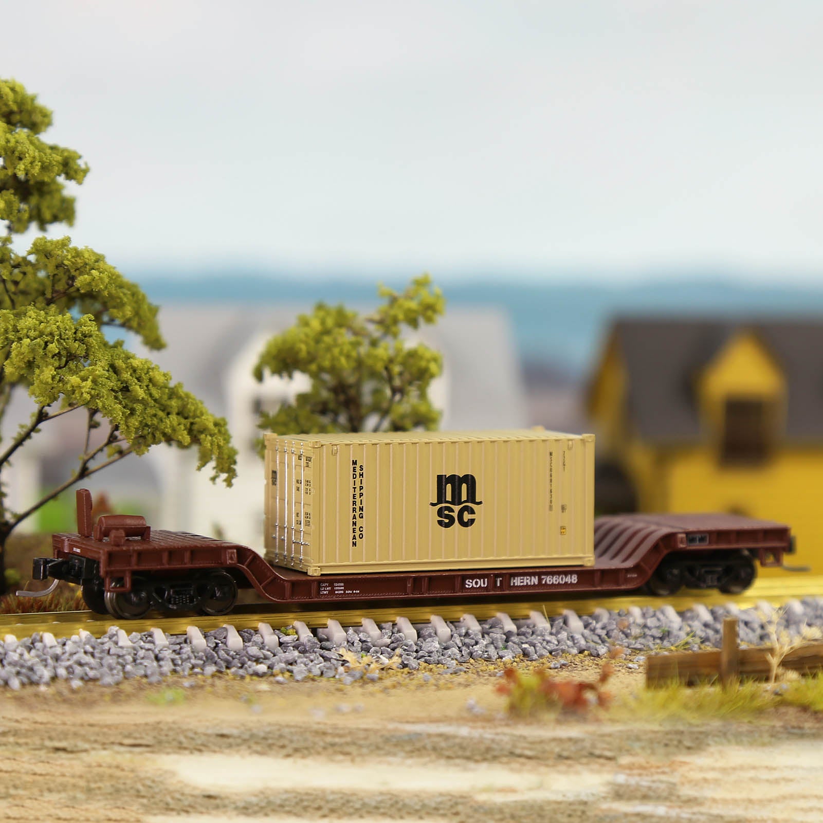 C15070 1 Unit N Scale 1:160 Depressed Center Flat Car Model Railway