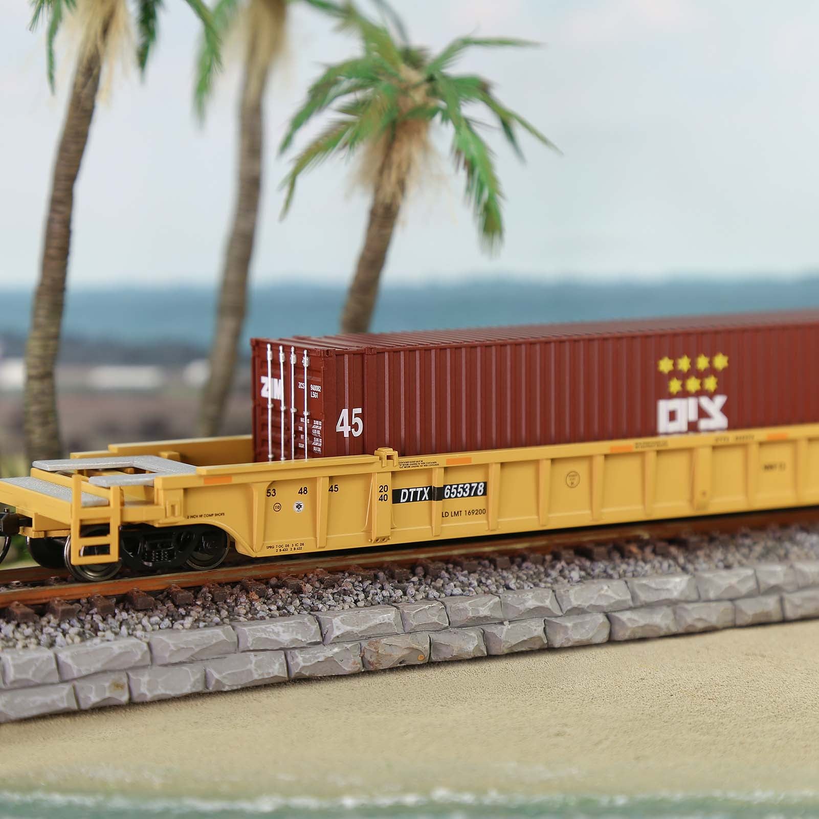 C8745 1pc HO Scale 1:87 Model Shipping Container 45ft Cargo Box