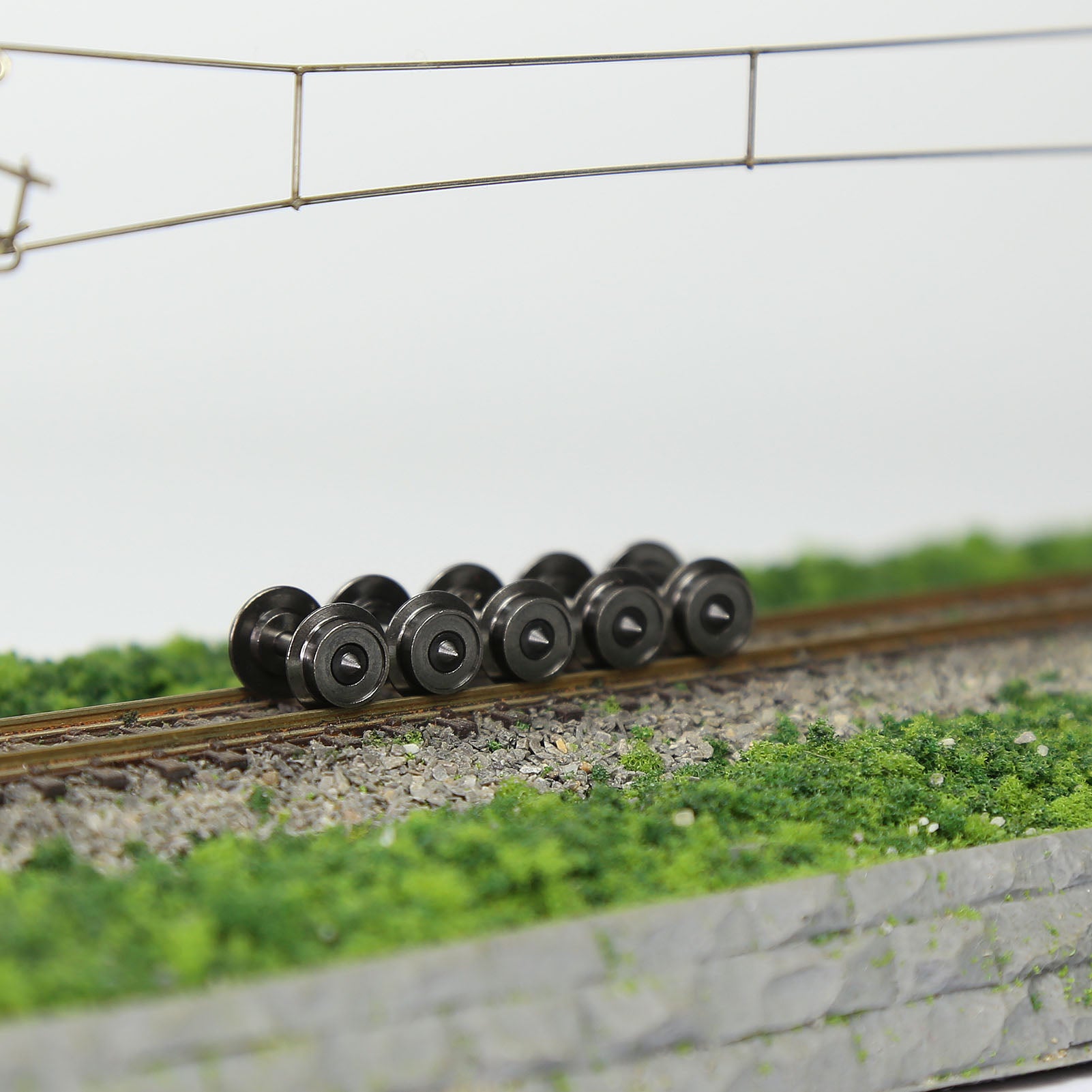 HP07150 12pcs N Scale 1:160 Wheelsets Metal Axle DC Wheels for Trix