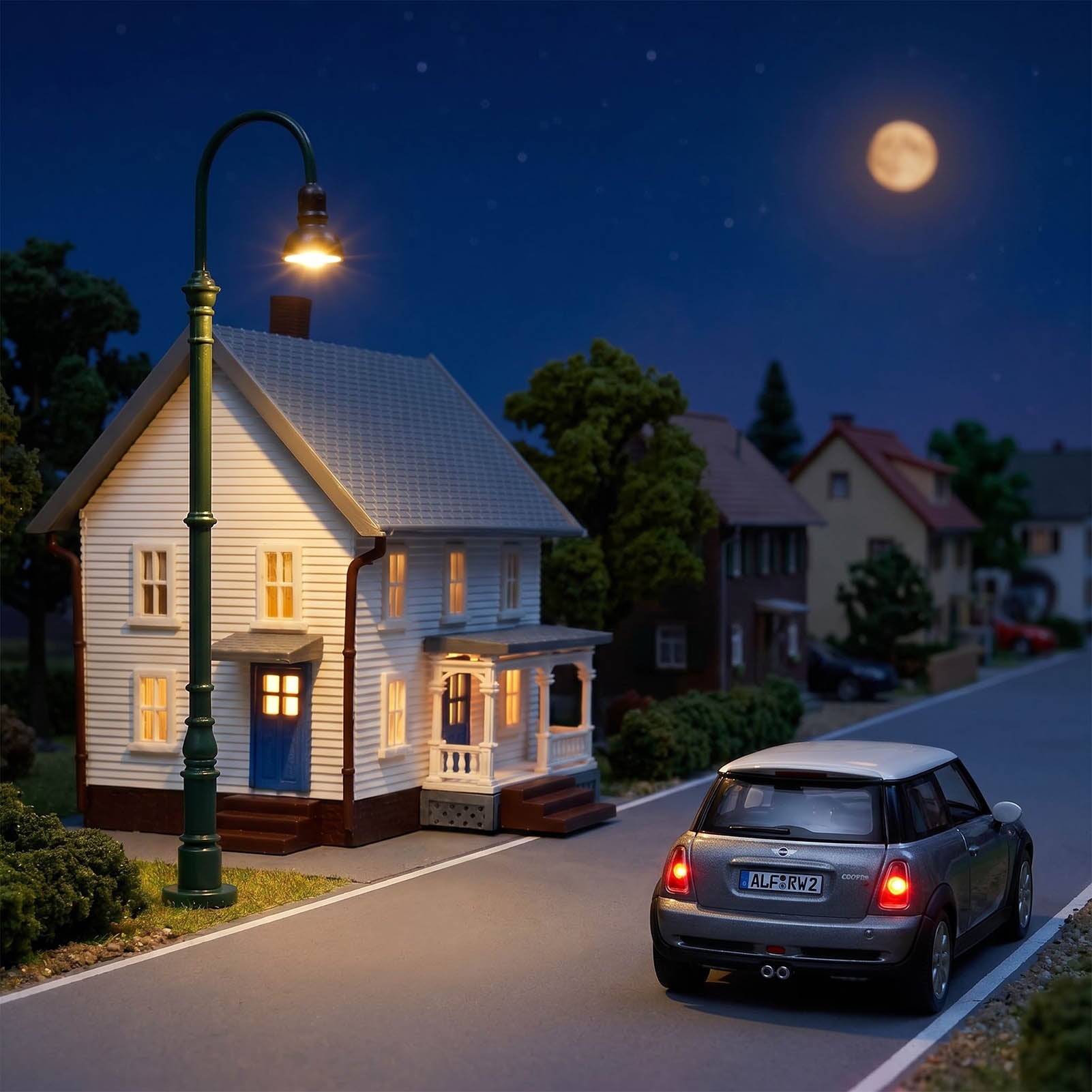 LD40 5pcs N Scale 1:160 Green Metal Gas Lamps Warm White LED Model Railway