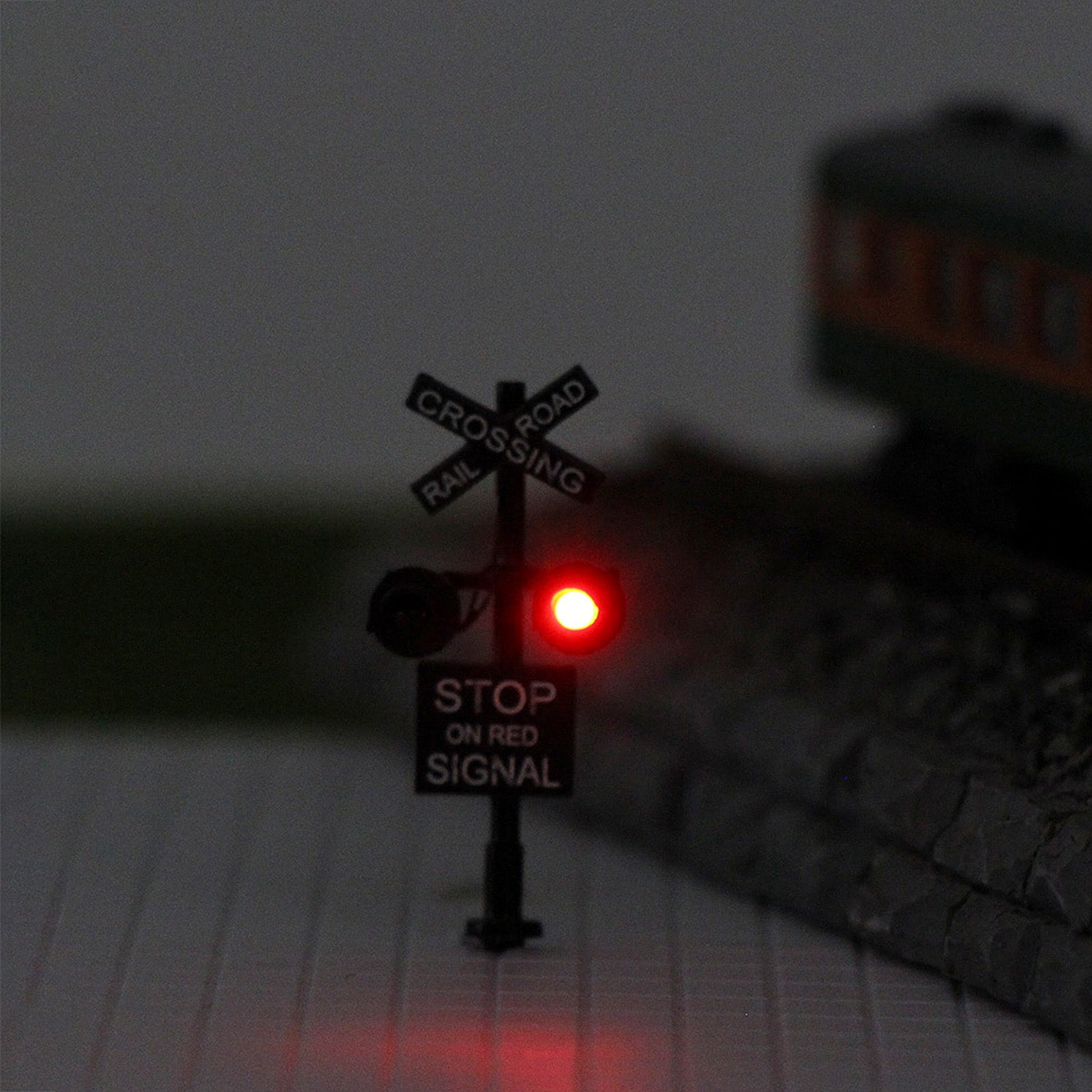 JTD1507RP 1 set N Scale 1:160 Railway Crossing Signal and Circuit Board Flasher