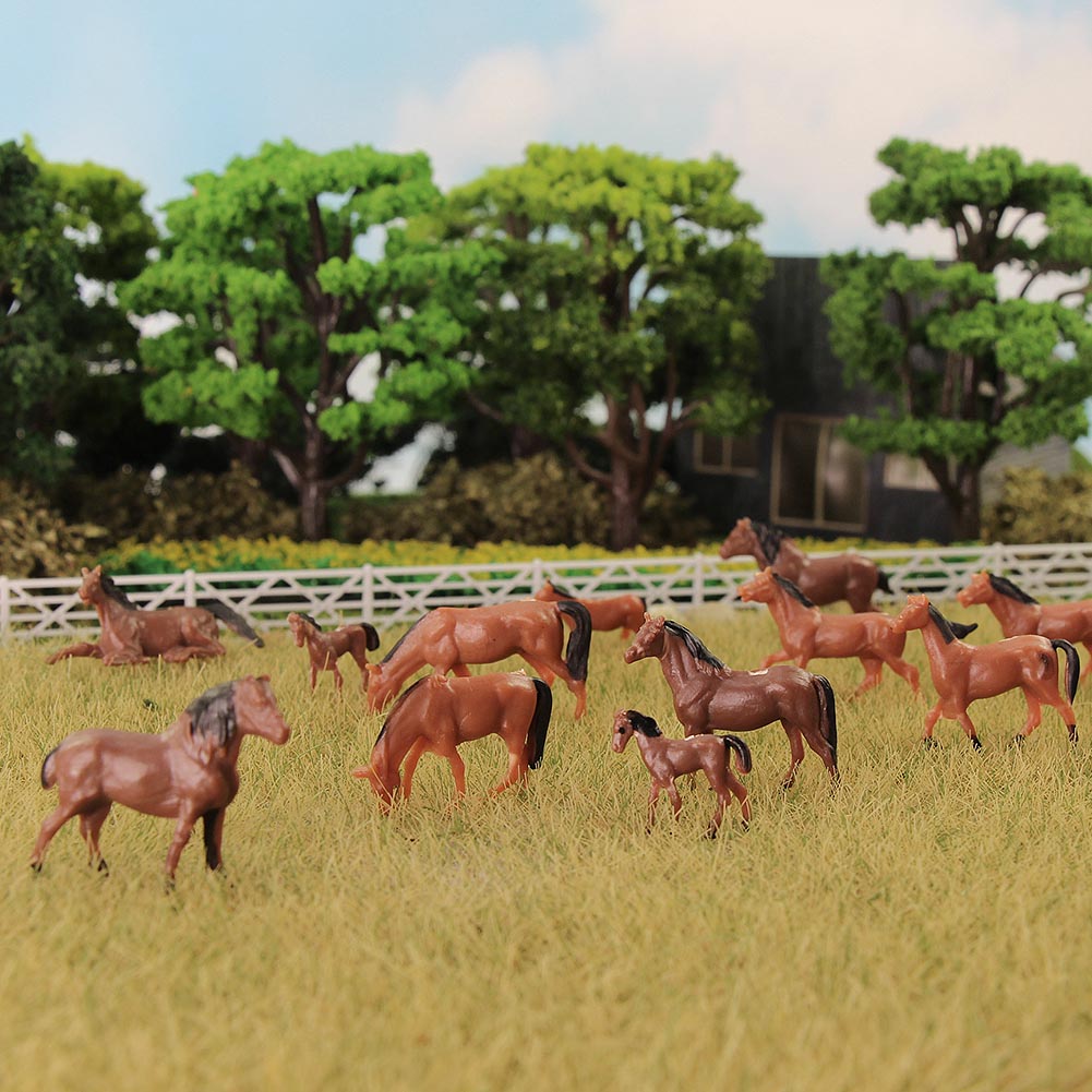 AN8702 30pcs HO Scale 1:87 Well Painted Horses Farm Animals