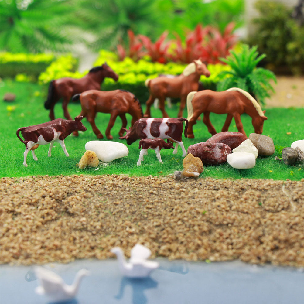 AN8706 36pcs HO Scale 1:87 Cows Horses and Shepherd