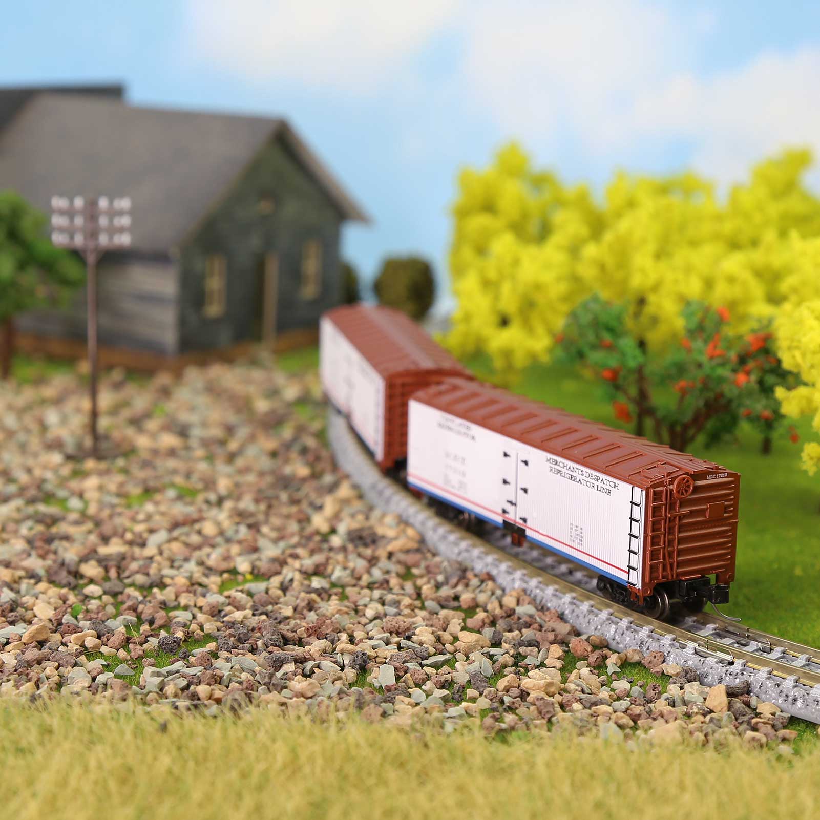 C15016 1pc N Scale 1:160 40ft Wood Side Reefer Boxcar