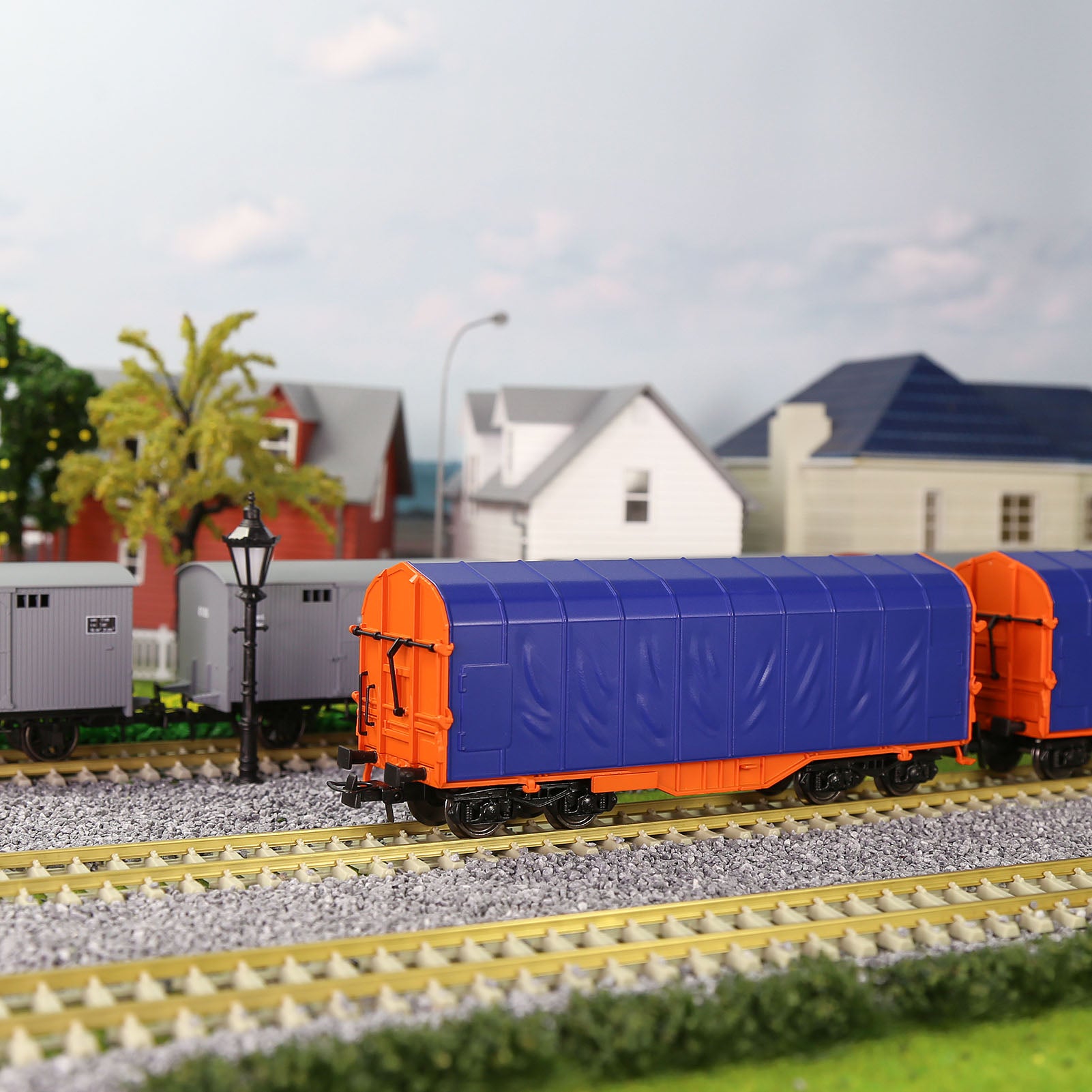 C8762 1pc HO Scale 1:87 Model Covered Wagon C8762 1pc HO Scale 1:87 Model Covered Wagon