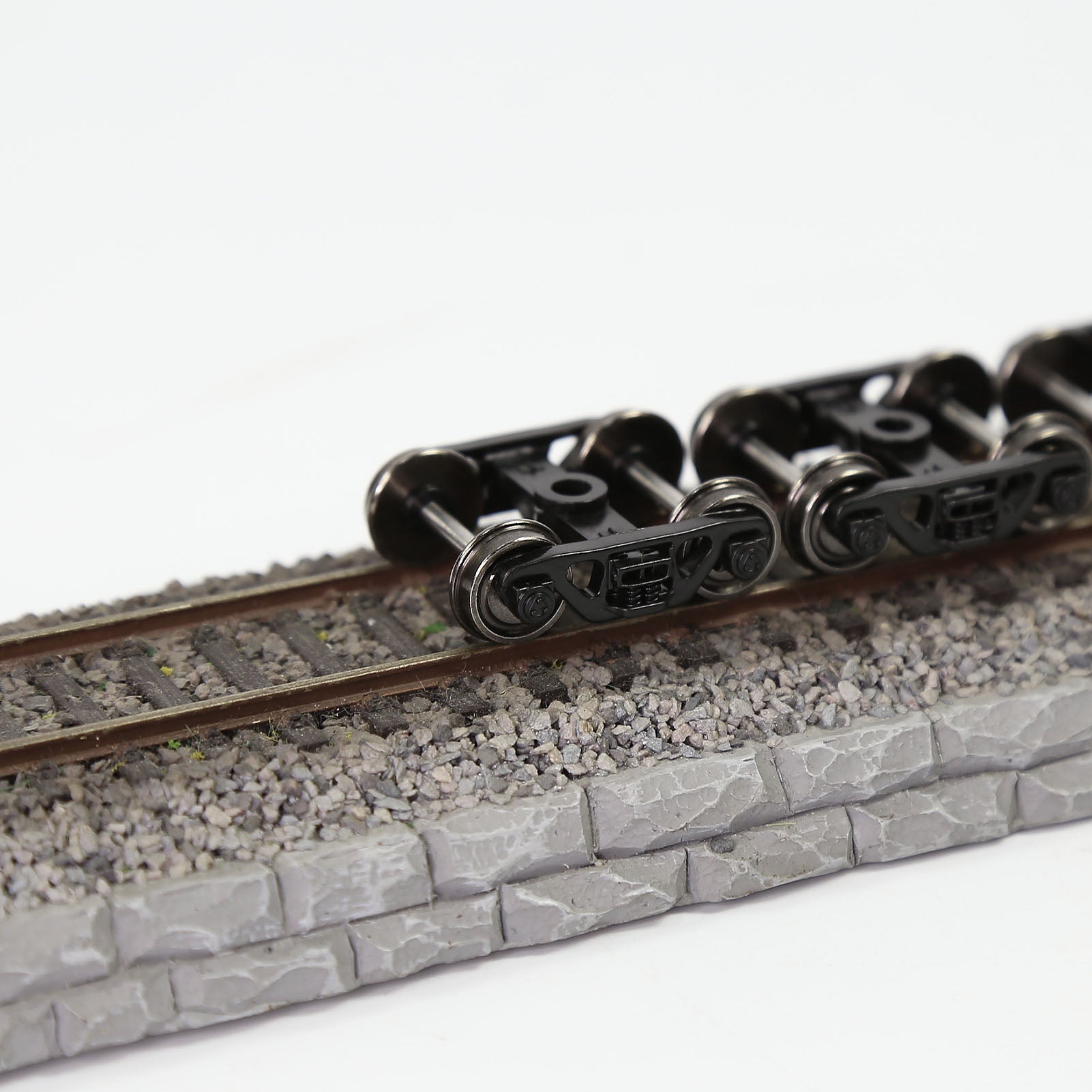 HP3087 2pcs HO Scale 1:87 Model Train Bogies with 33" DC Metal Wheels