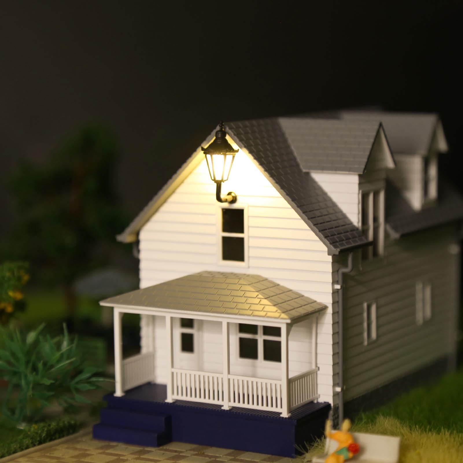 LBD04 5pcs HO Scale 1:87 Hanging Lamps Outdoor Wall Lights