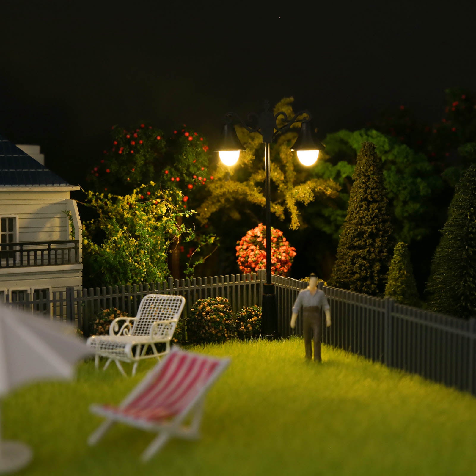 LFT06OWM 10pcs O Scale 1:50 Lamps Two-head Street Light