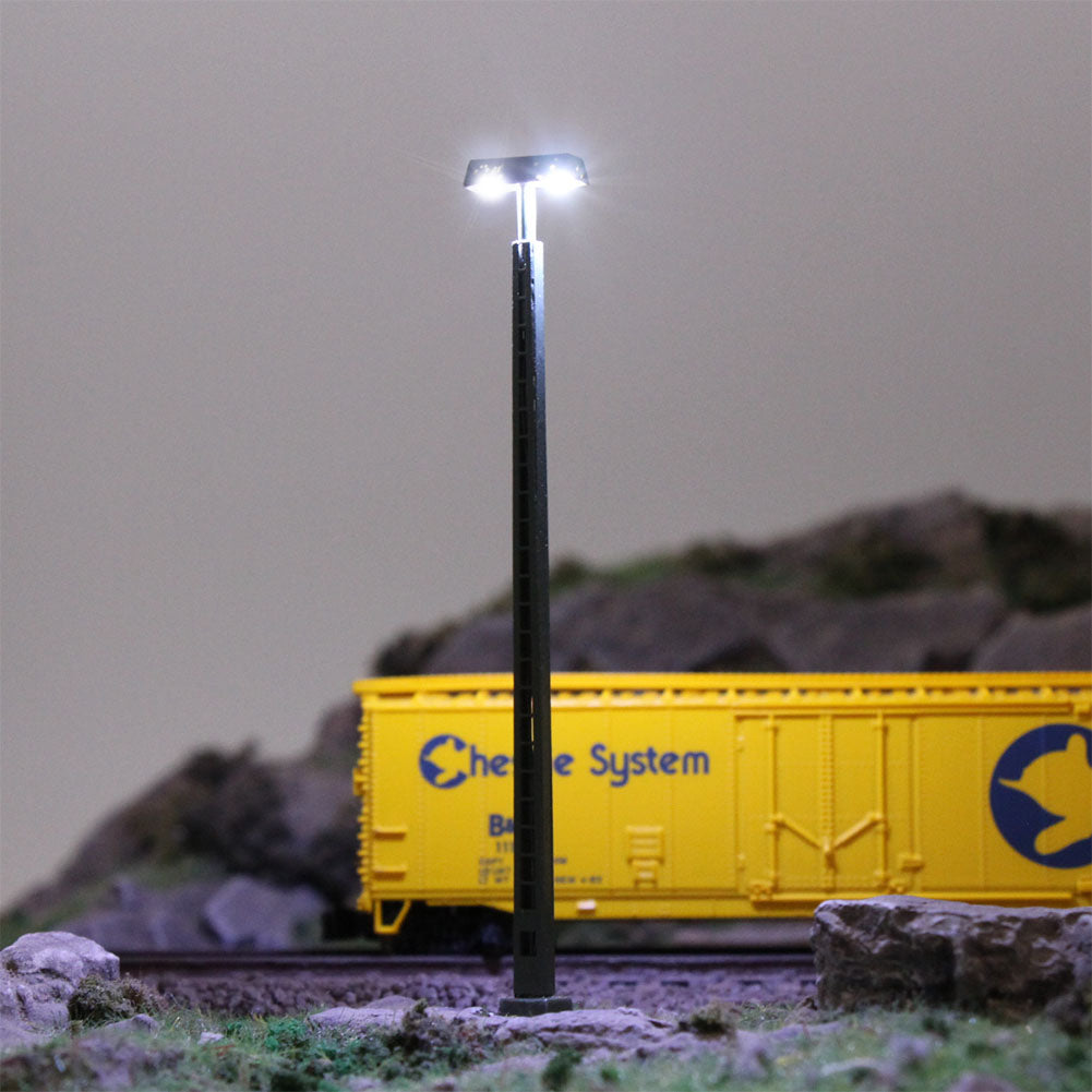 LQS54N 3pcs N Scale 1:160 Lights Lattice Mast Track Lamp