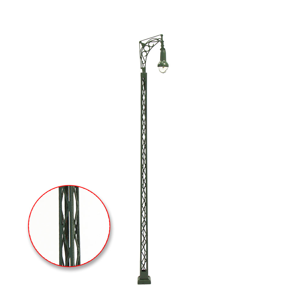 thumbnail interactive-video image 1 of "Light Up Your Layout: 3x HO Scale (1:87) Lattice Mast Street Lamps With Two LEDs - 13.5cm Evemodel" 1 of 5