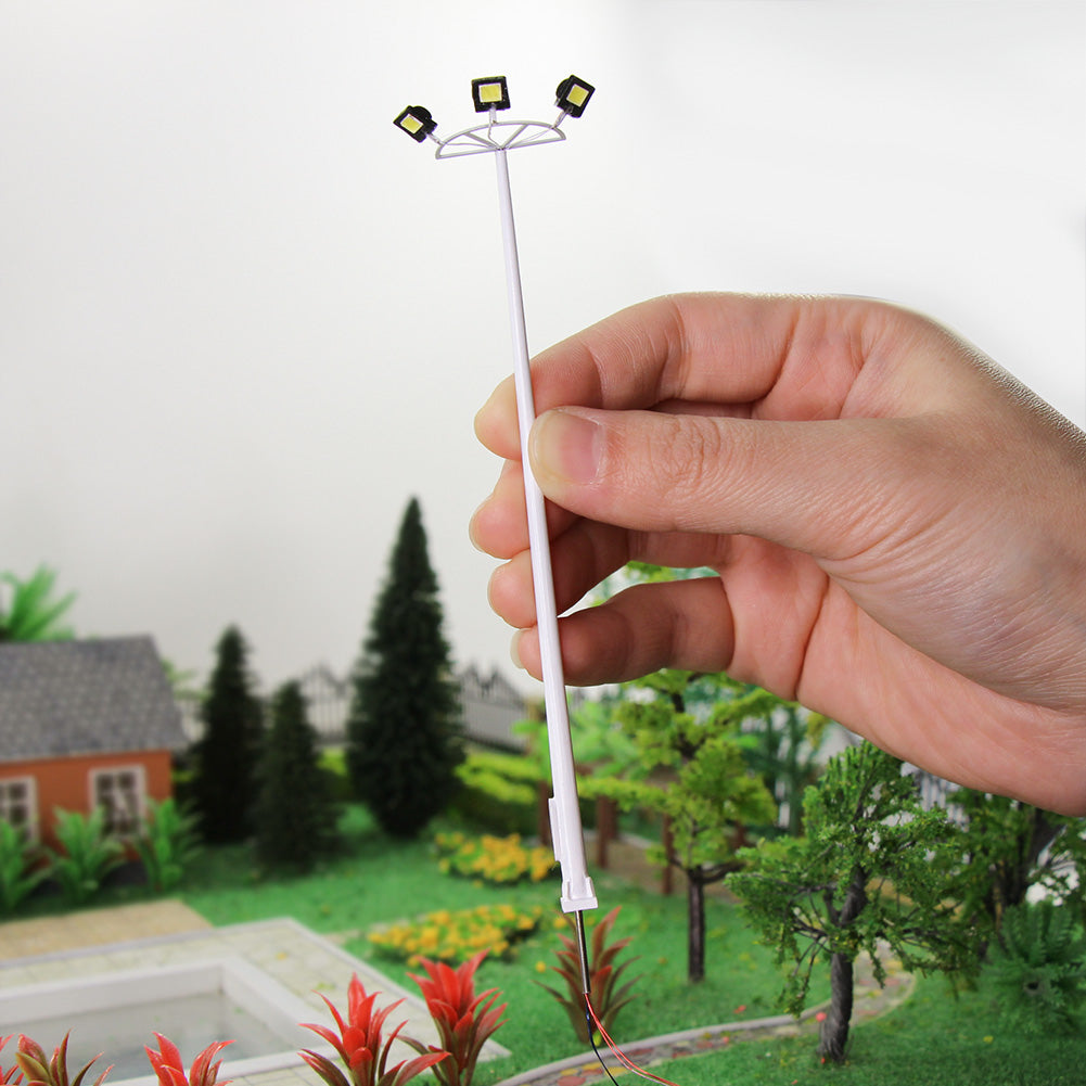 LSL11 5pcs HO N Scale Plaza Lamppost Playground Street Light