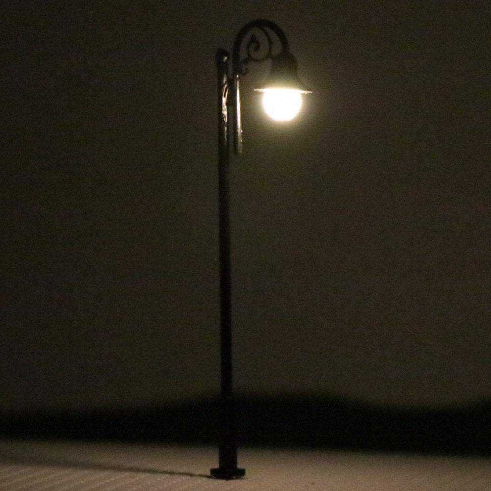 LYM39 10pcs HO Scale 1:87 Lamp Post Street Light LED