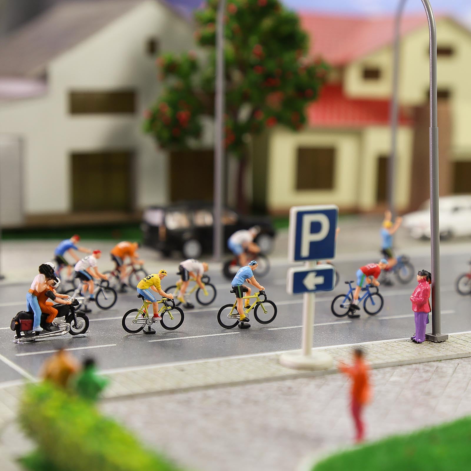 P8722 14 Sets HO Scale 1:87 Model Cyclist with Bicycle Motorcycle Bike Competition