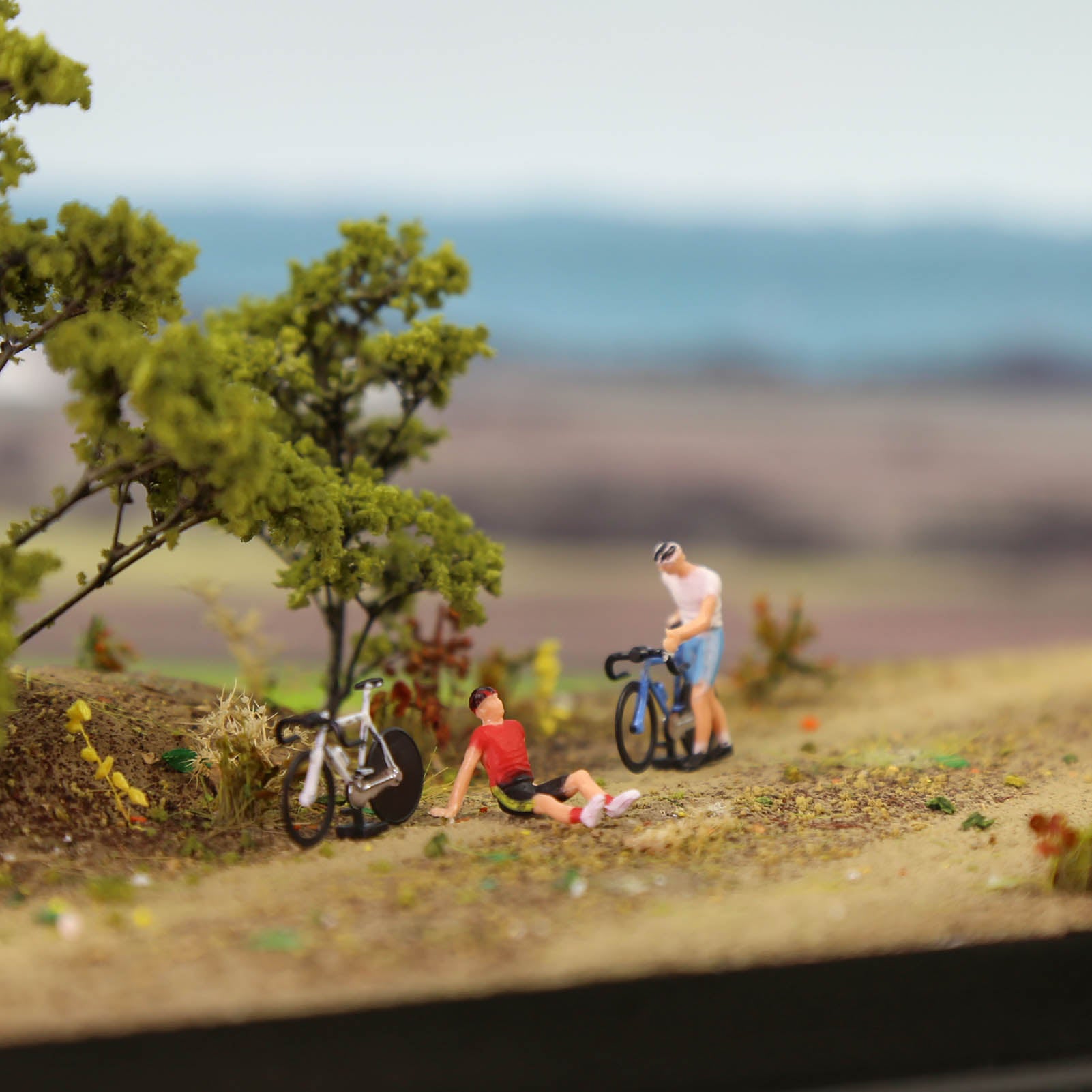 P8722 14 Sets HO Scale 1:87 Model Cyclist with Bicycle Motorcycle Bike Competition